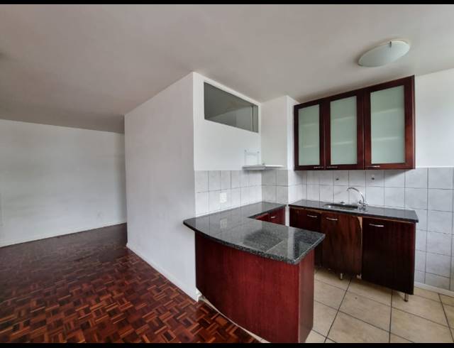 1 bed property to rent in CAPE TOWN CITY CENTRE
